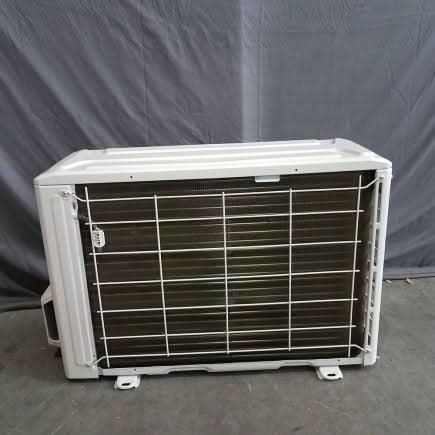 12k BTU 19 SEER MrCool Advantage Ductless Heat Pump Condenser with 16 ft Install Kit - 230v (S&D) - Image 4