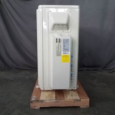 Grade A - 27k BTU 22 SEER MRCOOL DIY 3-Zone Ductless Heat Pump Condenser, 240V (Scratch & Dent) - Image 2